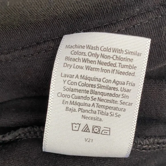 Black V-Neck T-Shirt Time And Tru - Picture 3 of 8